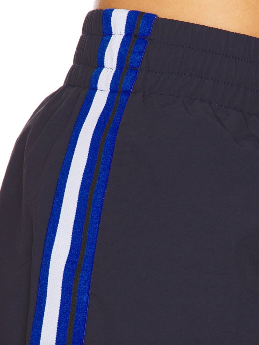LIONESS Shorts - Picture 3 of 3